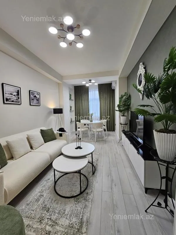 Satılır 2 otaqlı yeni tikili 78 m²