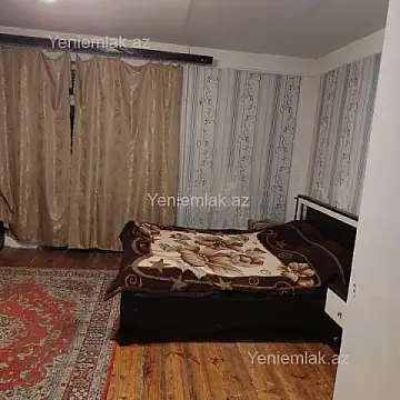 Satılır 3 otaqlı köhnə tikili 137 m²