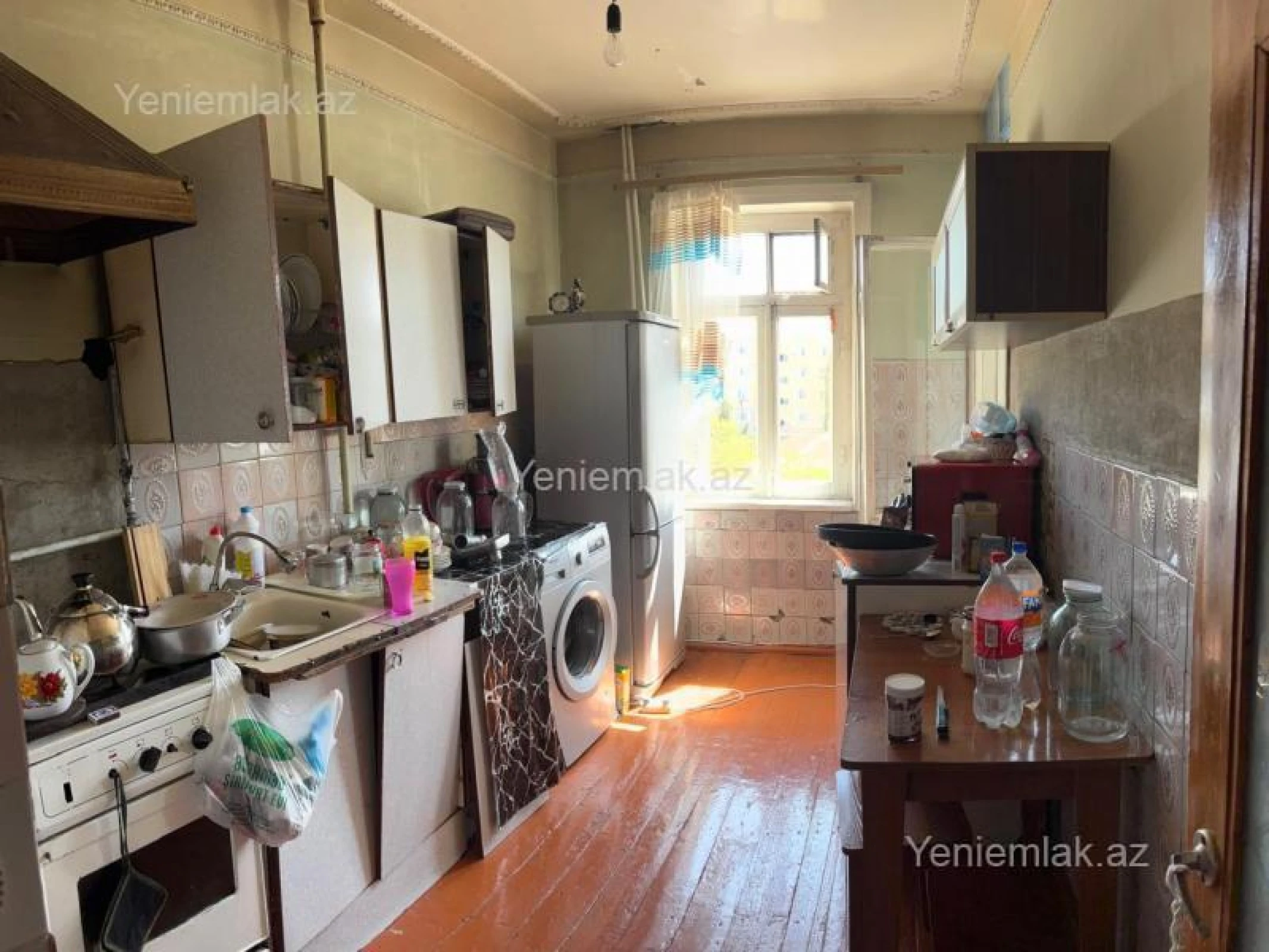 Satılır 3 otaqlı köhnə tikili 70 m²