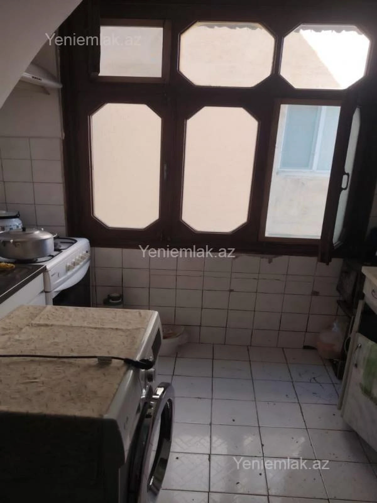Satılır 3 otaqlı köhnə tikili 66 m²