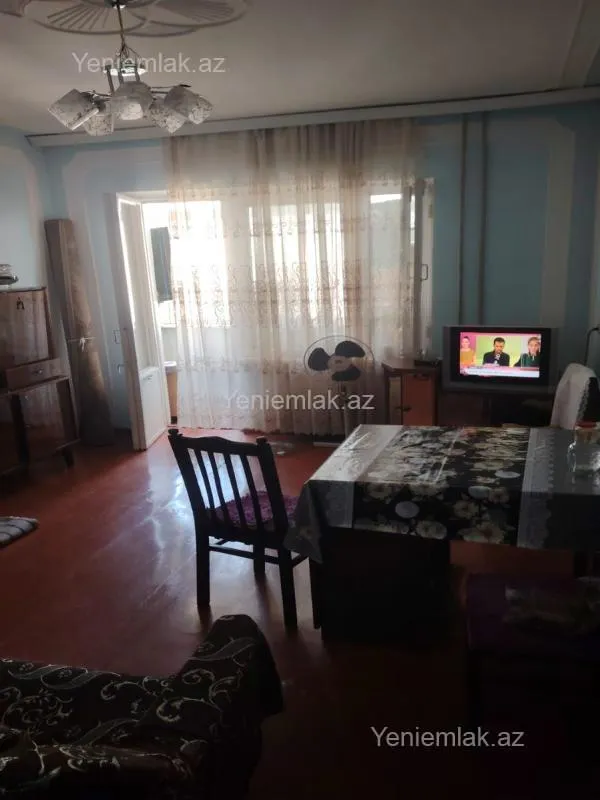 Satılır 3 otaqlı köhnə tikili 66 m²