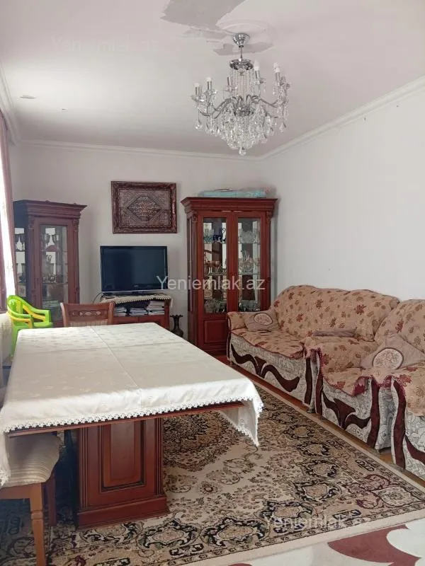Satılır 4 otaqlı həyət evi 170 m²