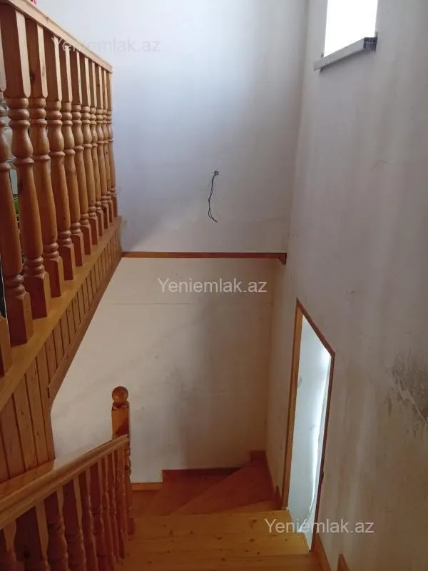 Satılır 4 otaqlı həyət evi 170 m²