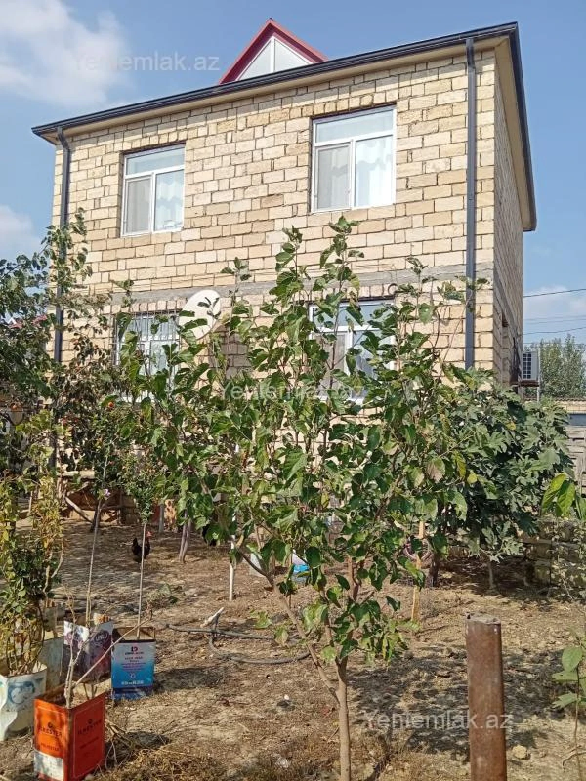 Satılır 4 otaqlı həyət evi 170 m²