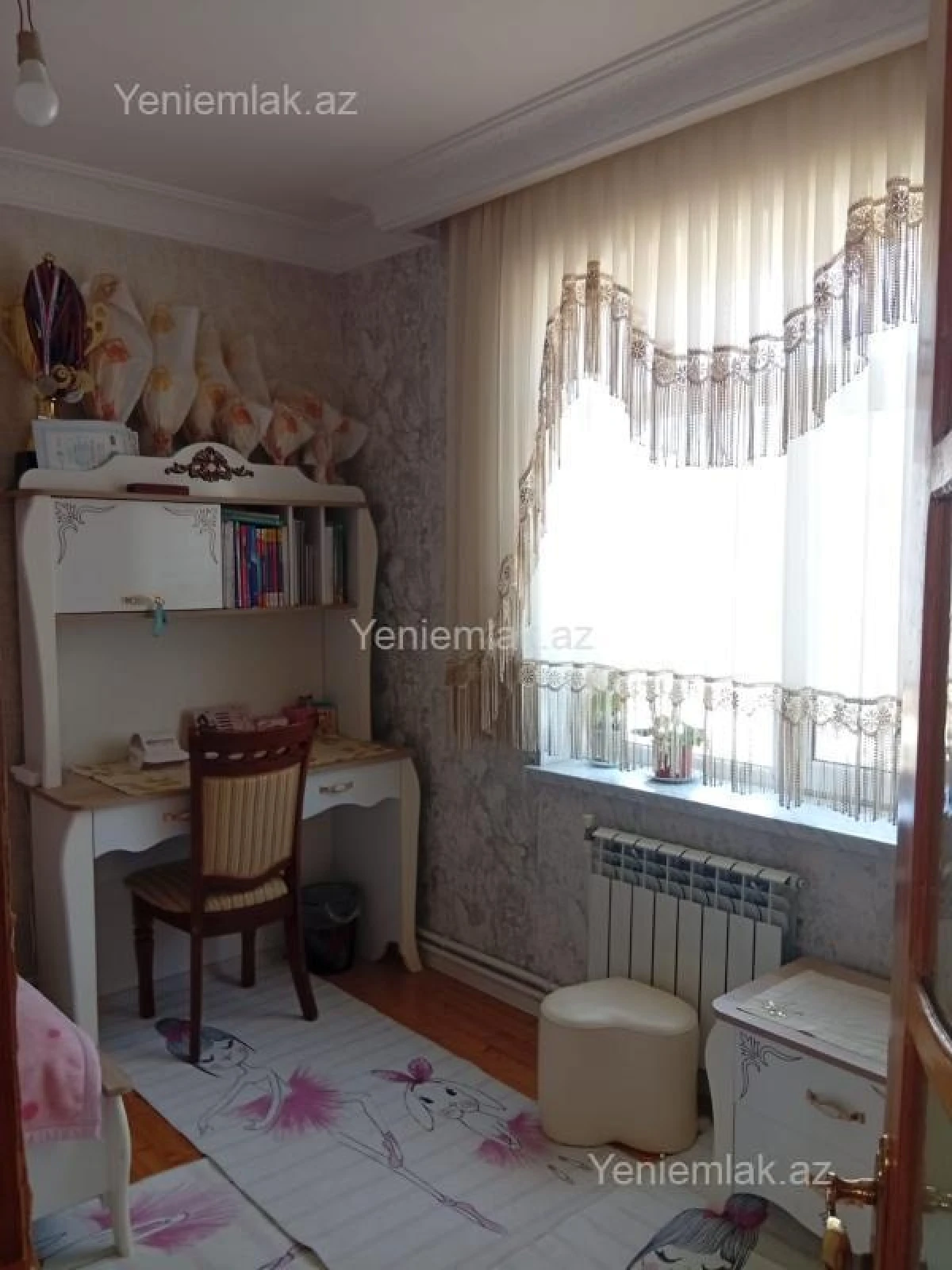 Satılır 4 otaqlı həyət evi 170 m²