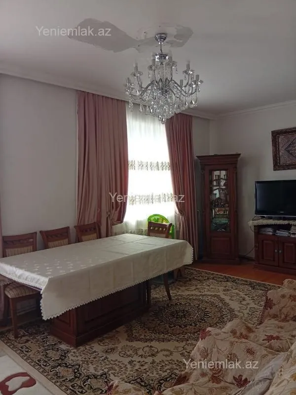 Satılır 4 otaqlı həyət evi 170 m²