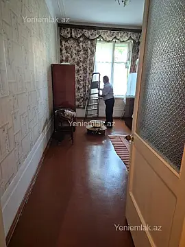 Satılır 2 otaqlı köhnə tikili 55 m²
