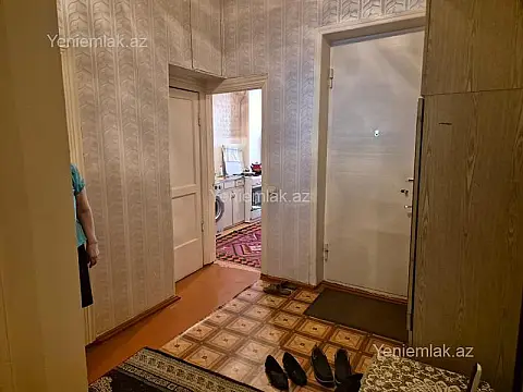 Satılır 2 otaqlı köhnə tikili 55 m²