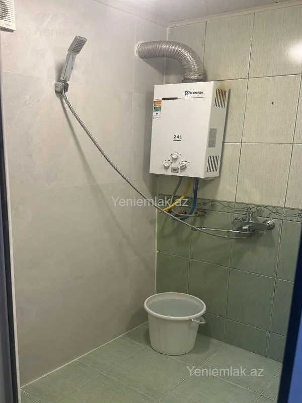 Satılır 3 otaqlı köhnə tikili 72 m²