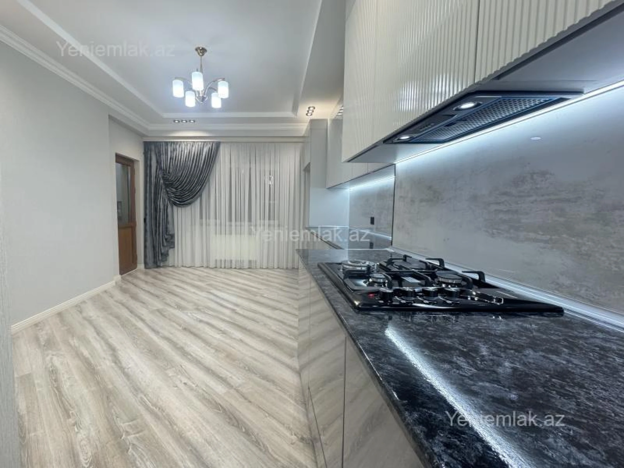 Satılır 3 otaqlı yeni tikili 99 m²
