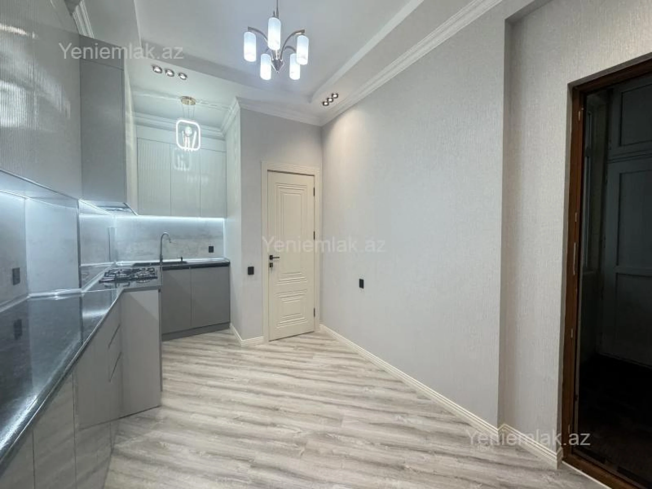 Satılır 3 otaqlı yeni tikili 99 m²