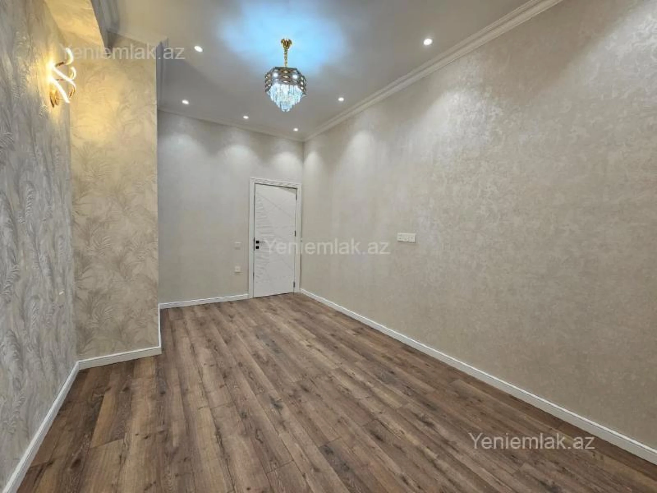 Satılır 2 otaqlı yeni tikili 60 m²