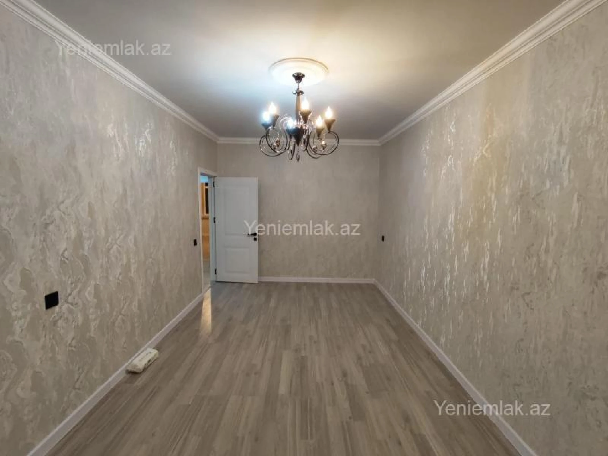 Satılır 3 otaqlı köhnə tikili 85 m²