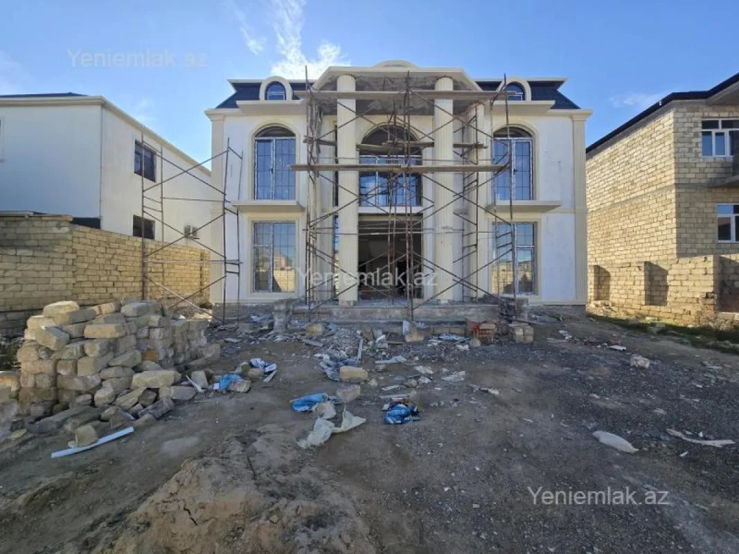 Satılır 6 otaqlı həyət evi 260 m²