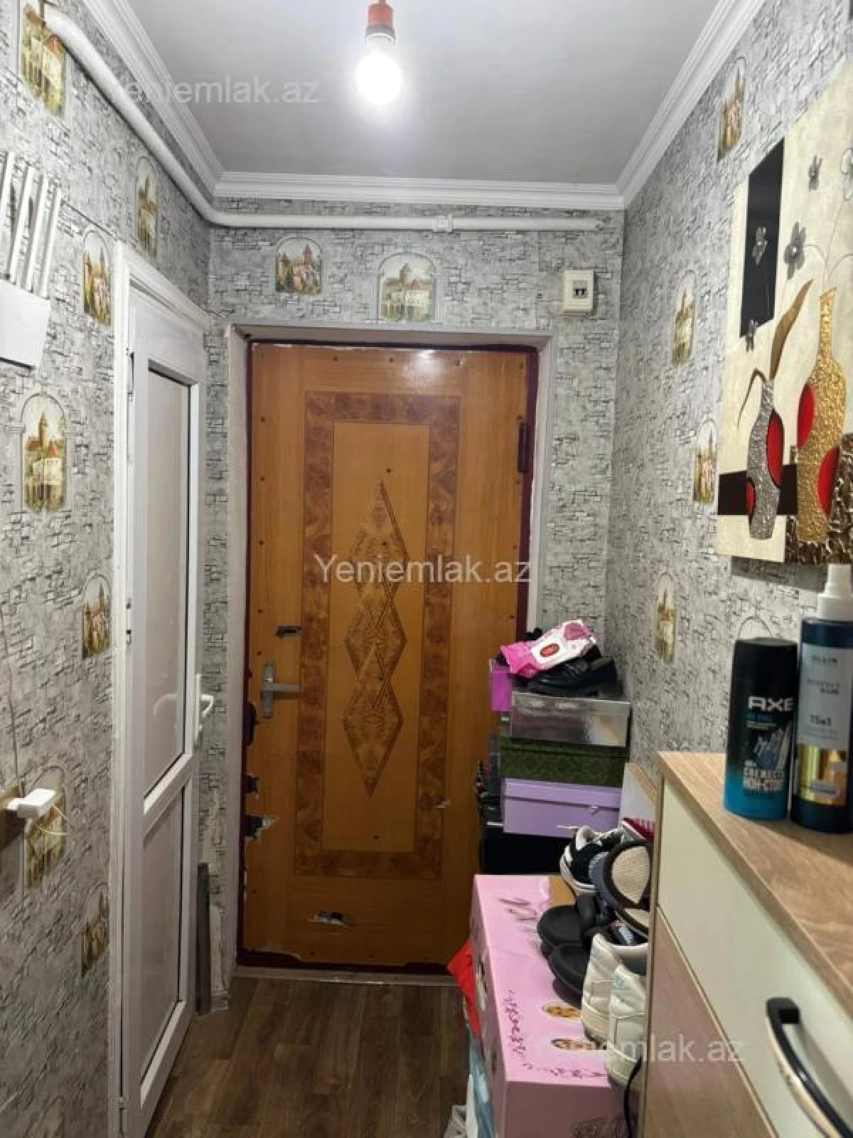 Satılır 1 otaqlı köhnə tikili 32 m²