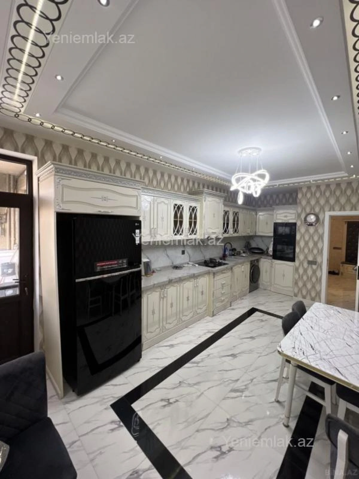 Satılır 3 otaqlı yeni tikili 108 m²
