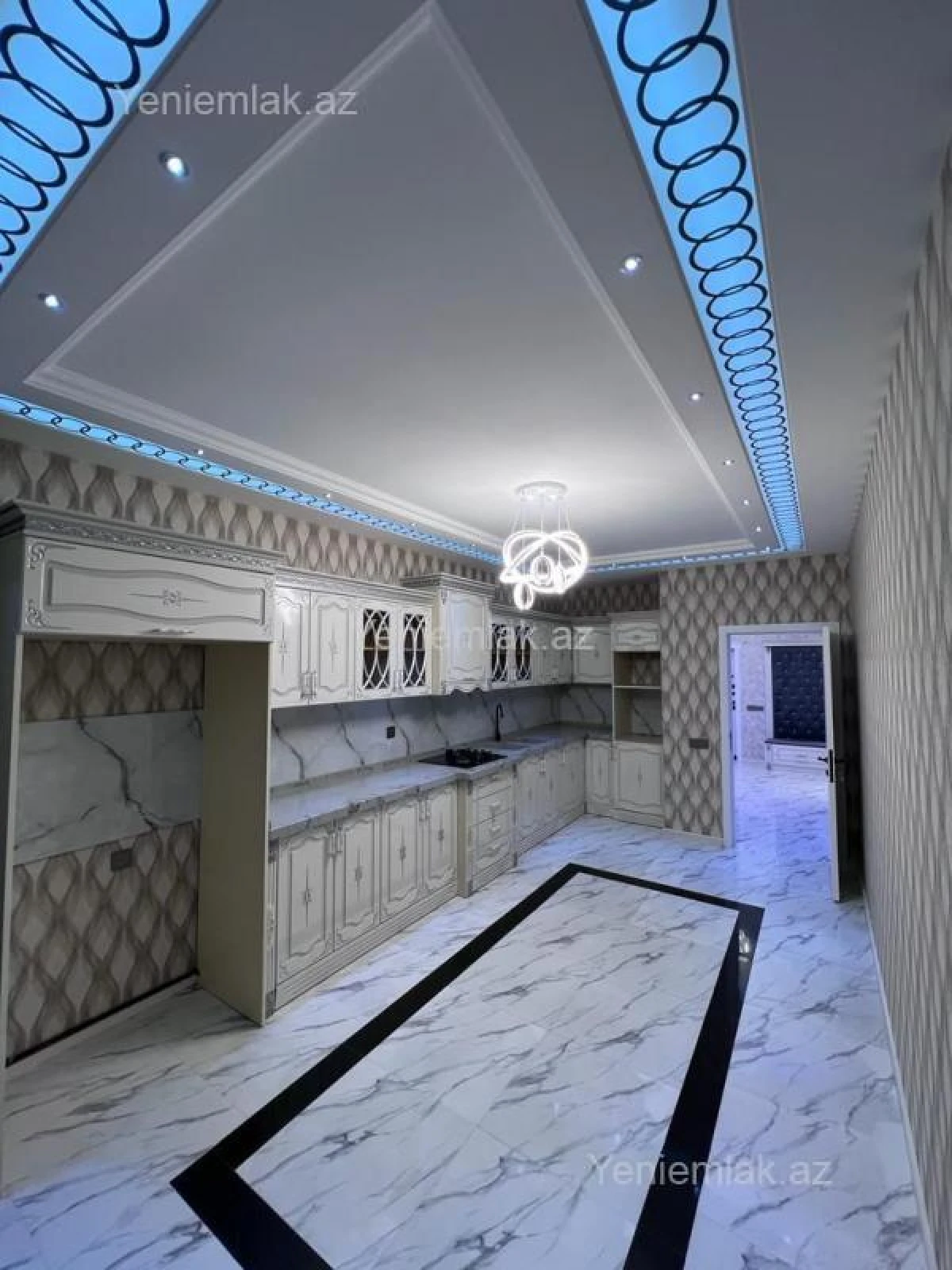 Satılır 3 otaqlı yeni tikili 108 m²