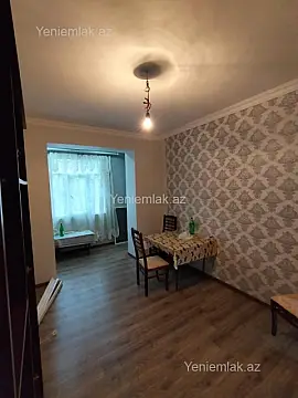 Satılır 1 otaqlı köhnə tikili 31 m²