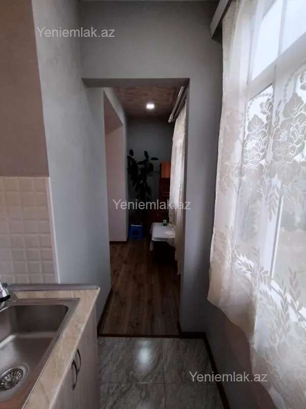Satılır 1 otaqlı köhnə tikili 31 m²