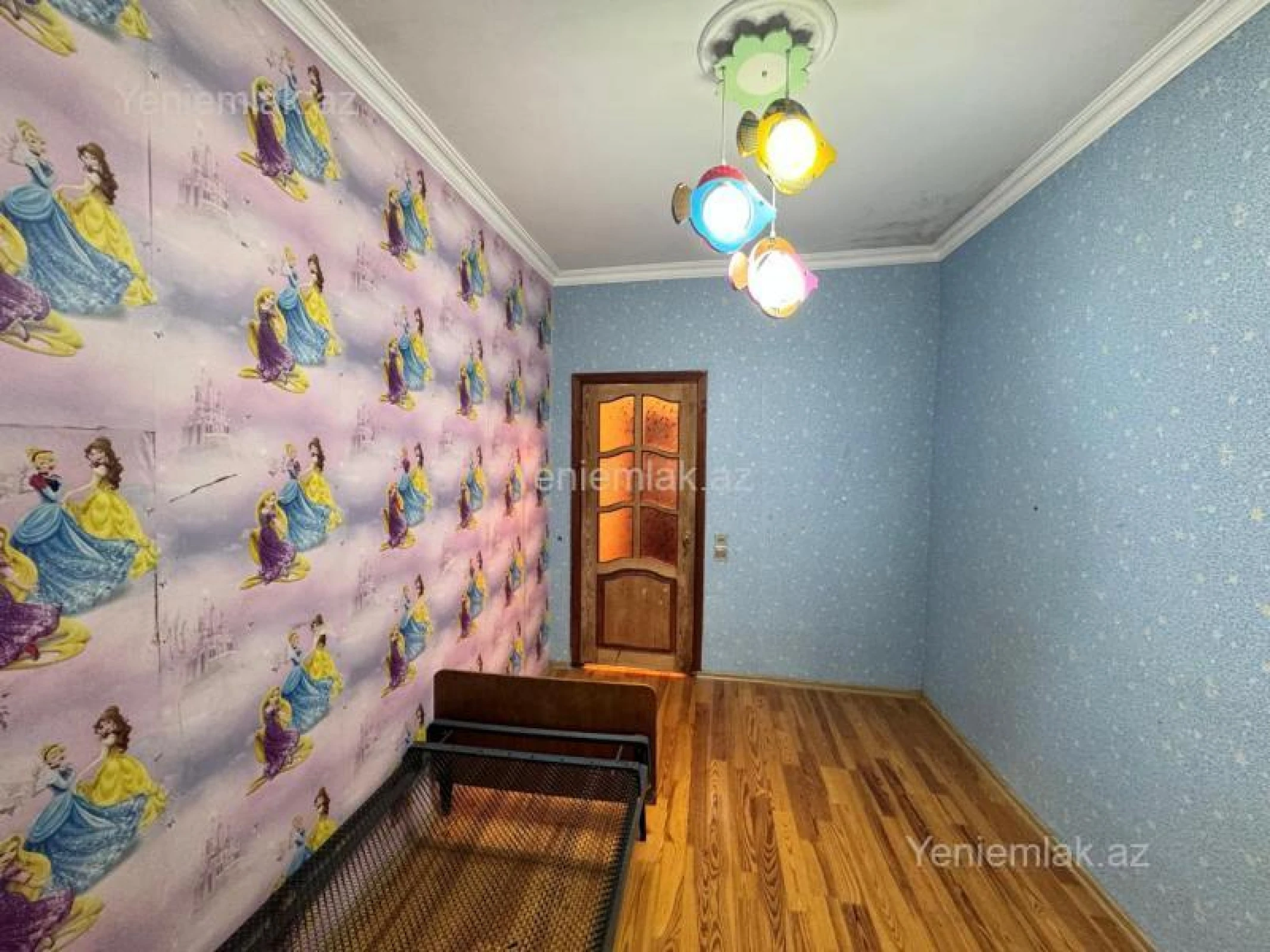 Satılır 3 otaqlı köhnə tikili 80 m²