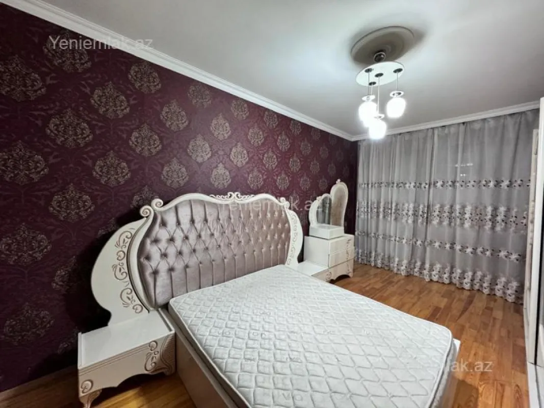 Satılır 3 otaqlı köhnə tikili 80 m²