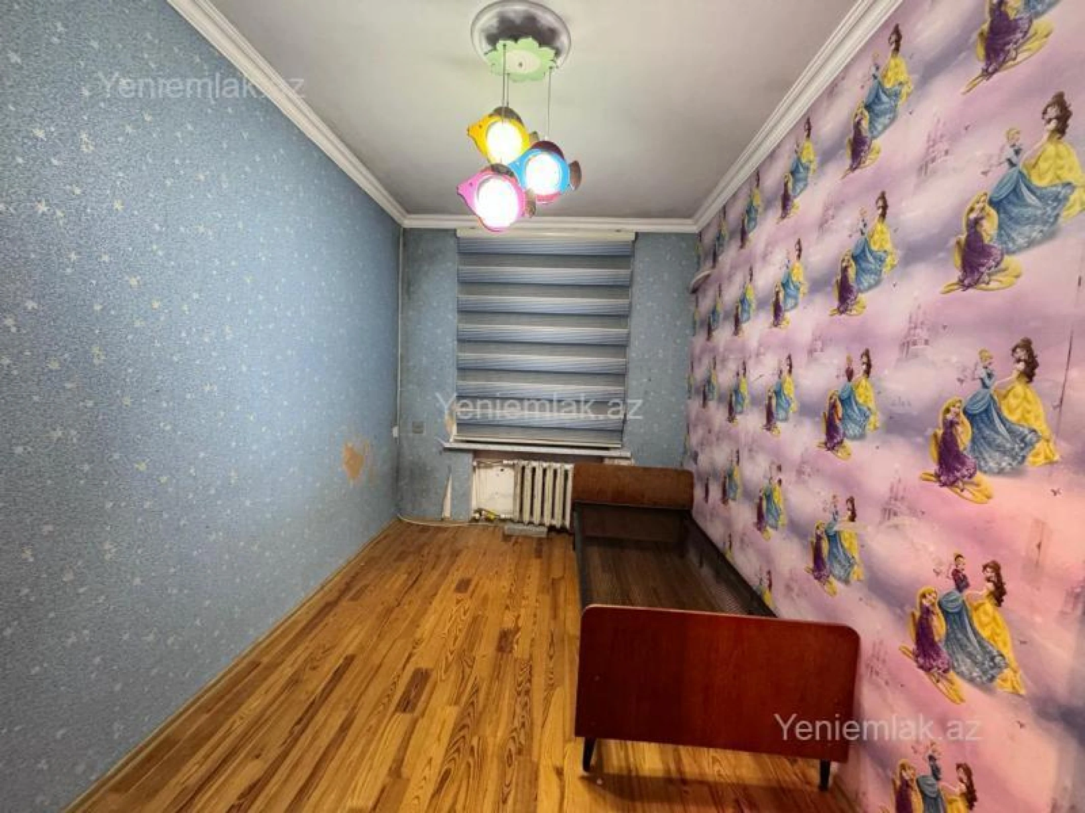 Satılır 3 otaqlı köhnə tikili 80 m²