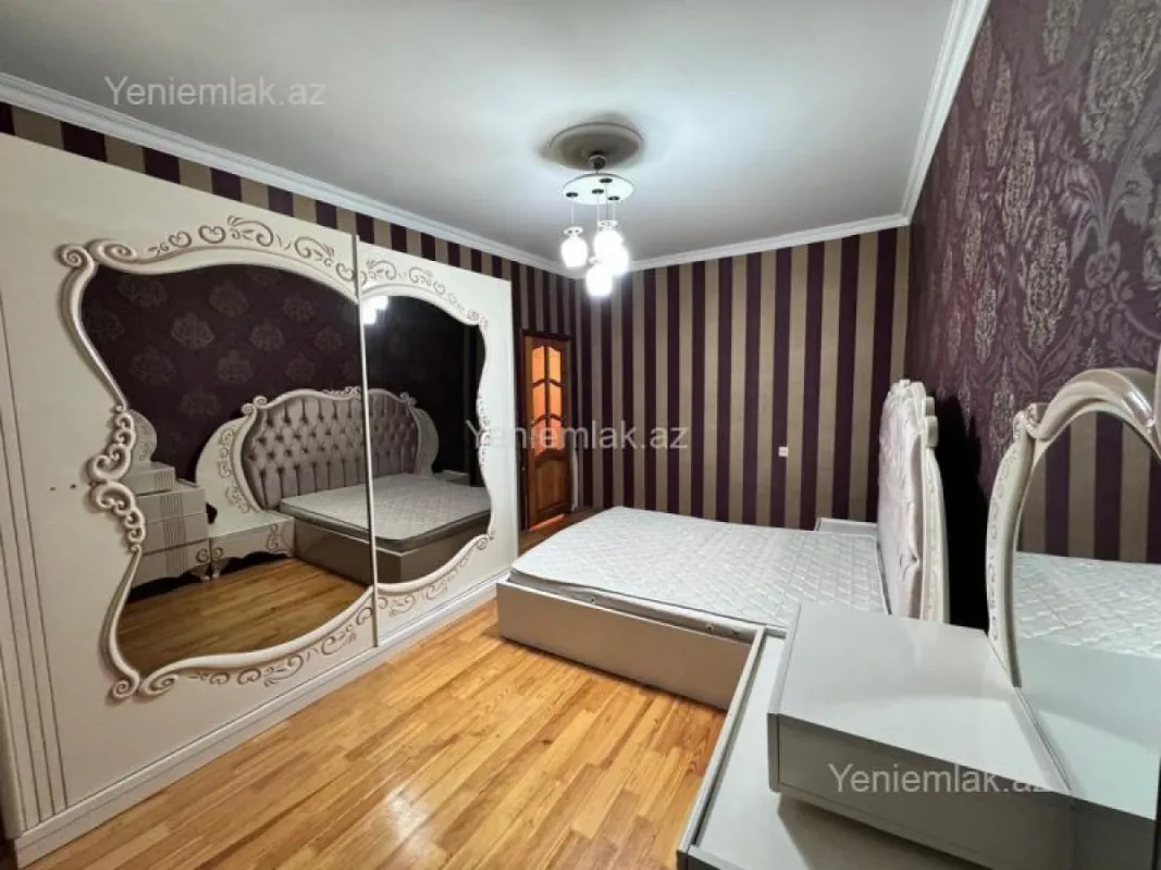 Satılır 3 otaqlı köhnə tikili 80 m²