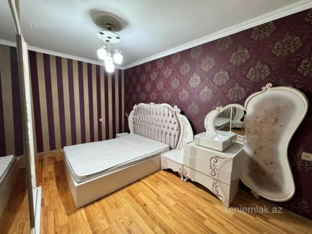 Satılır 3 otaqlı köhnə tikili 80 m²