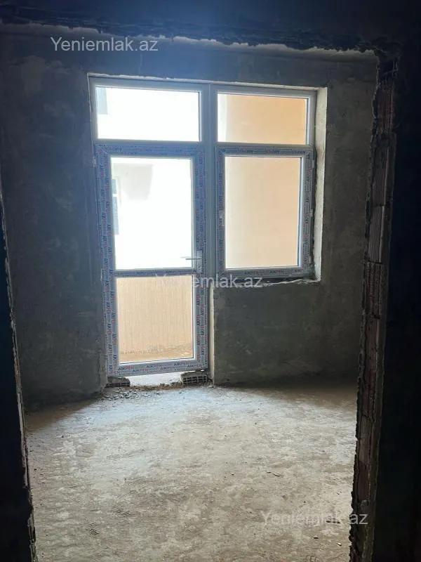Satılır 2 otaqlı yeni tikili 70 m²