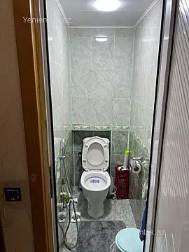 Satılır 5 otaqlı köhnə tikili 90 m²