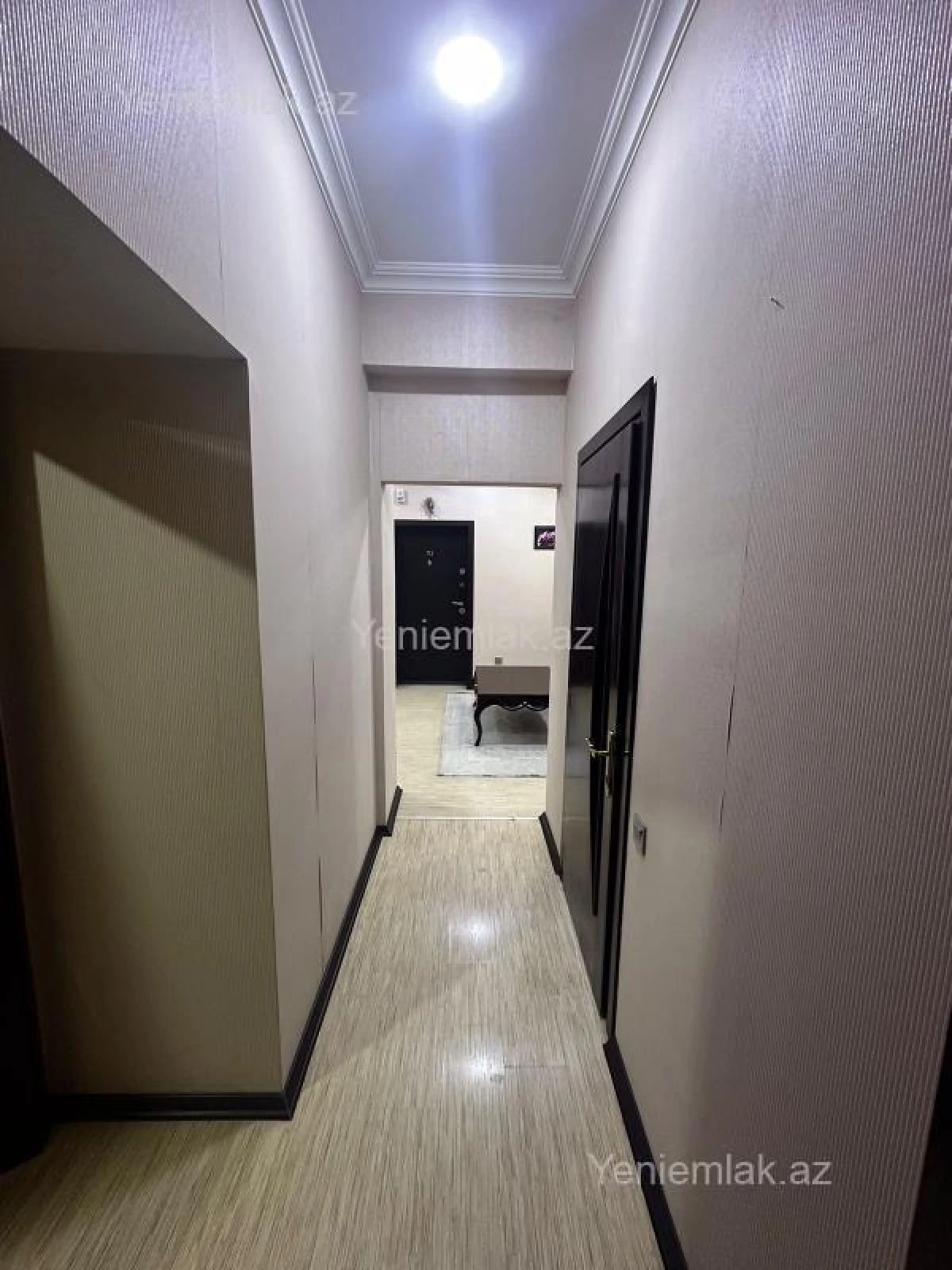 Satılır 2 otaqlı yeni tikili 68 m²