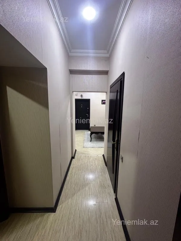 Satılır 2 otaqlı yeni tikili 68 m²