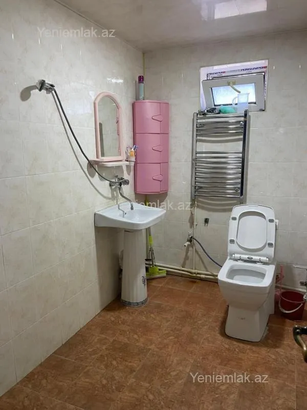Satılır 7 otaqlı həyət evi 150 m²
