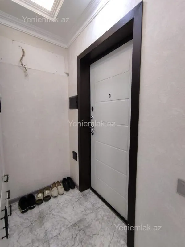 Satılır 5 otaqlı köhnə tikili 105 m²