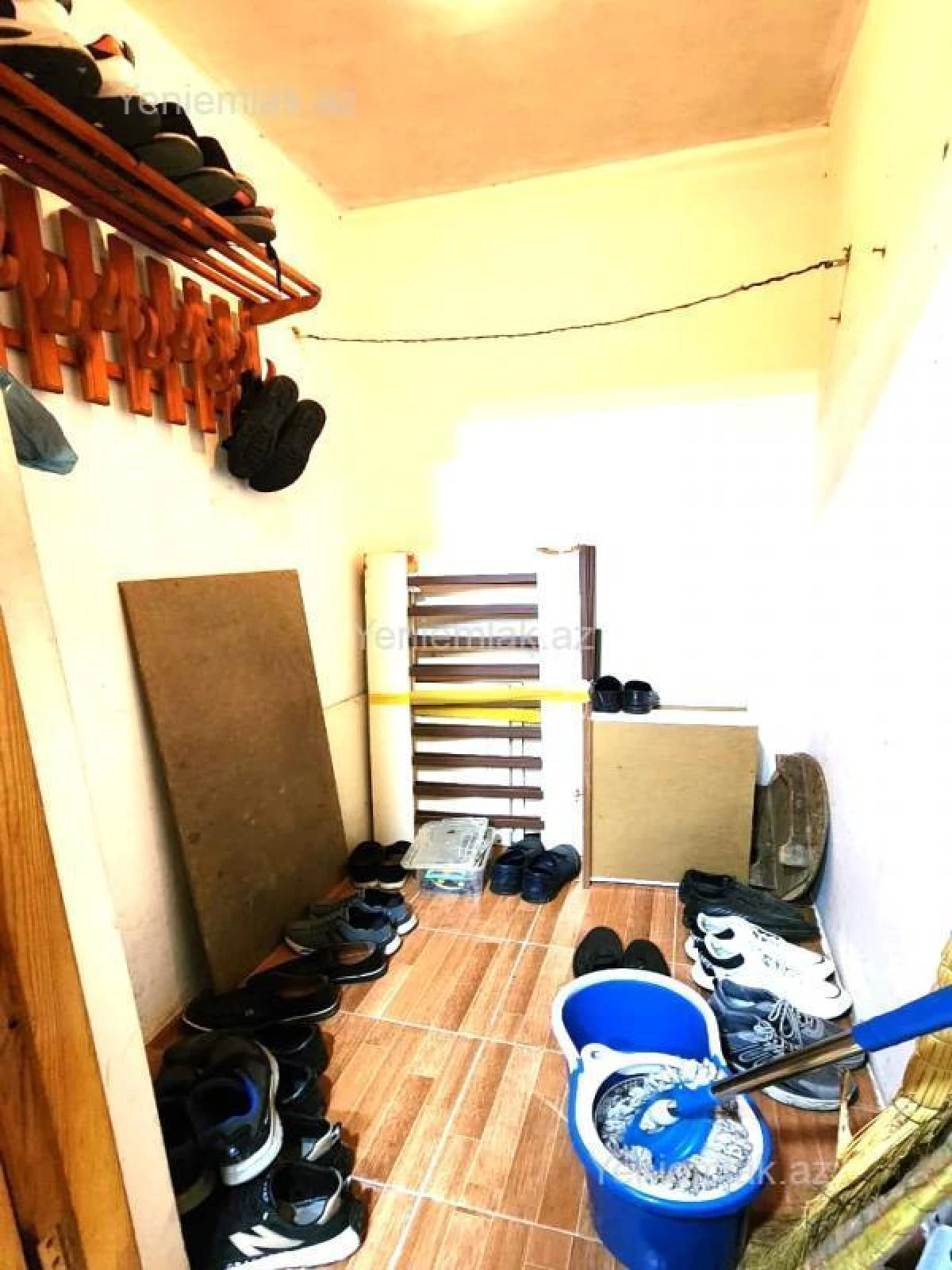 Satılır 4 otaqlı köhnə tikili 100 m²