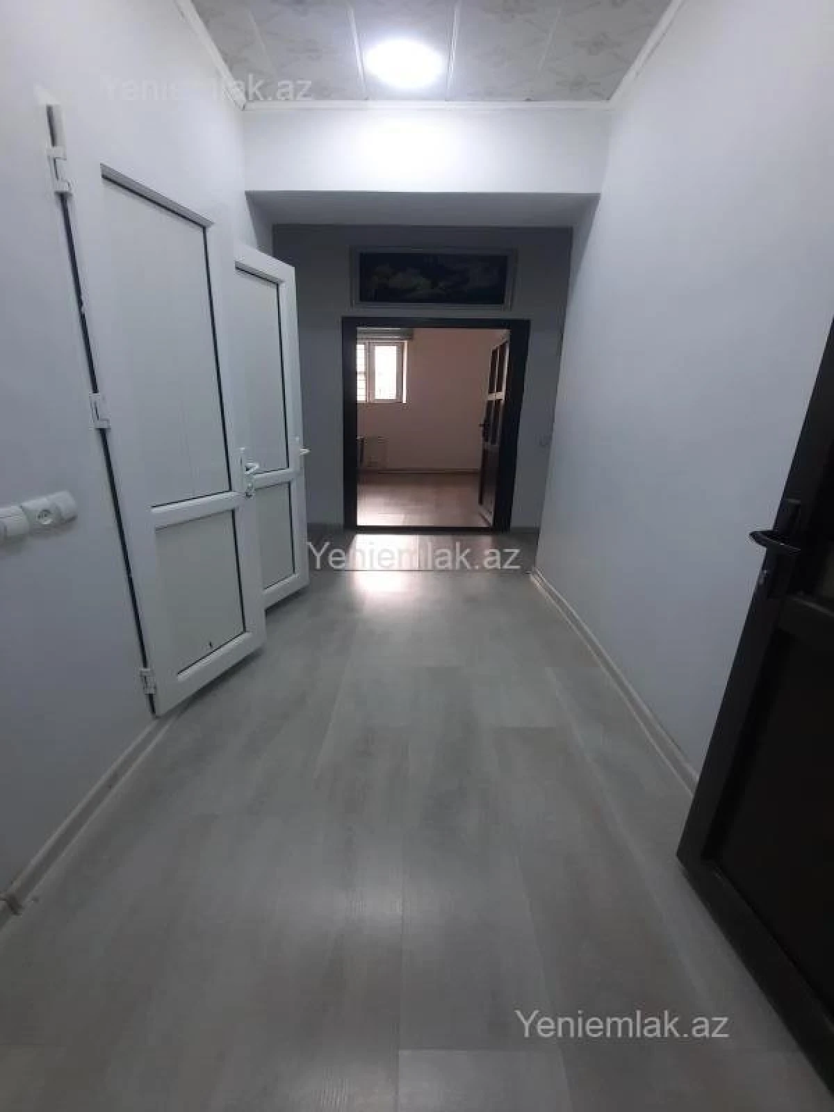 Satılır 3 otaqlı köhnə tikili 85 m²