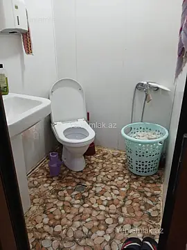 Satılır 2 otaqlı köhnə tikili 55 m²