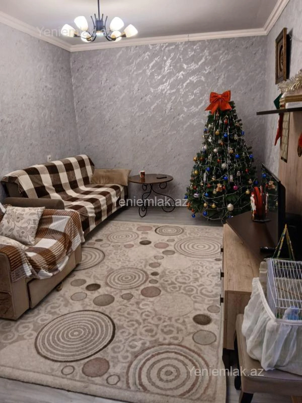 Satılır 2 otaqlı köhnə tikili 55 m²