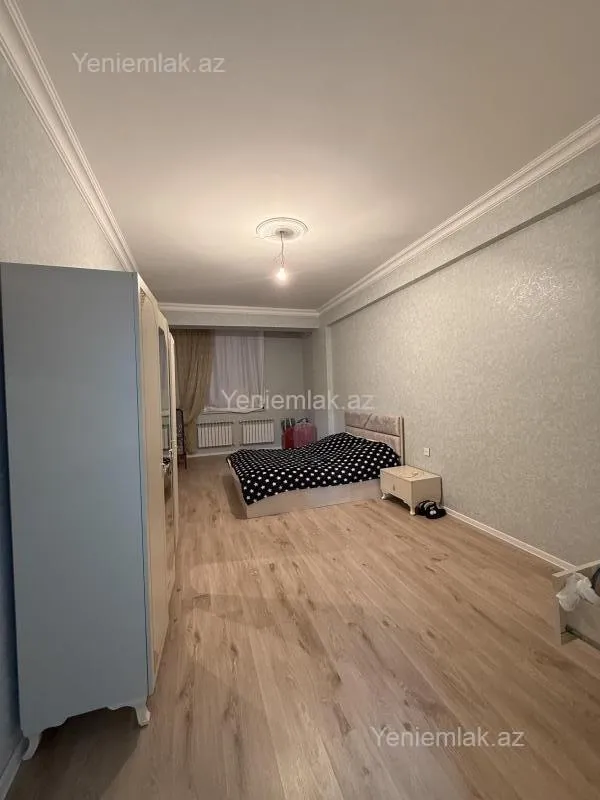 Satılır 3 otaqlı yeni tikili 151 m²