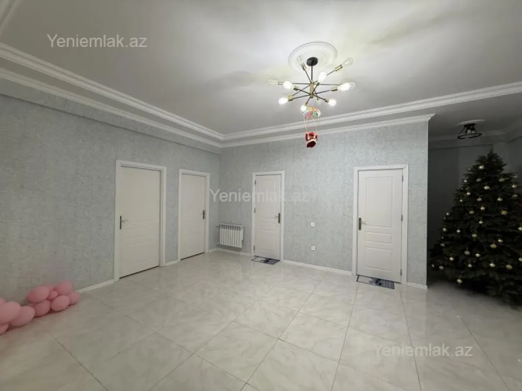 Satılır 3 otaqlı yeni tikili 151 m²