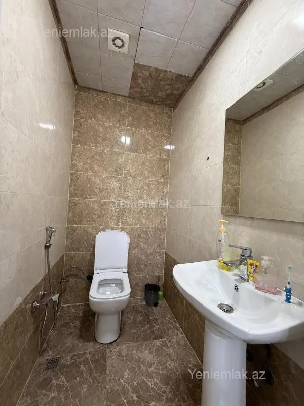 Satılır 3 otaqlı yeni tikili 151 m²