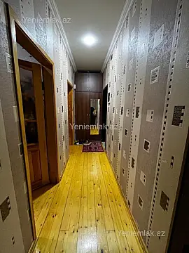 Satılır 3 otaqlı köhnə tikili 74 m²