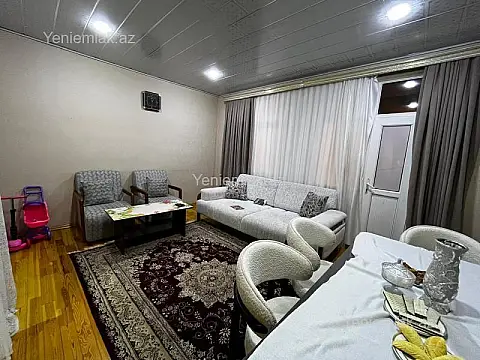 Satılır 3 otaqlı köhnə tikili 74 m²