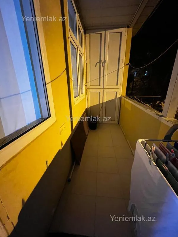 Satılır 3 otaqlı köhnə tikili 74 m²