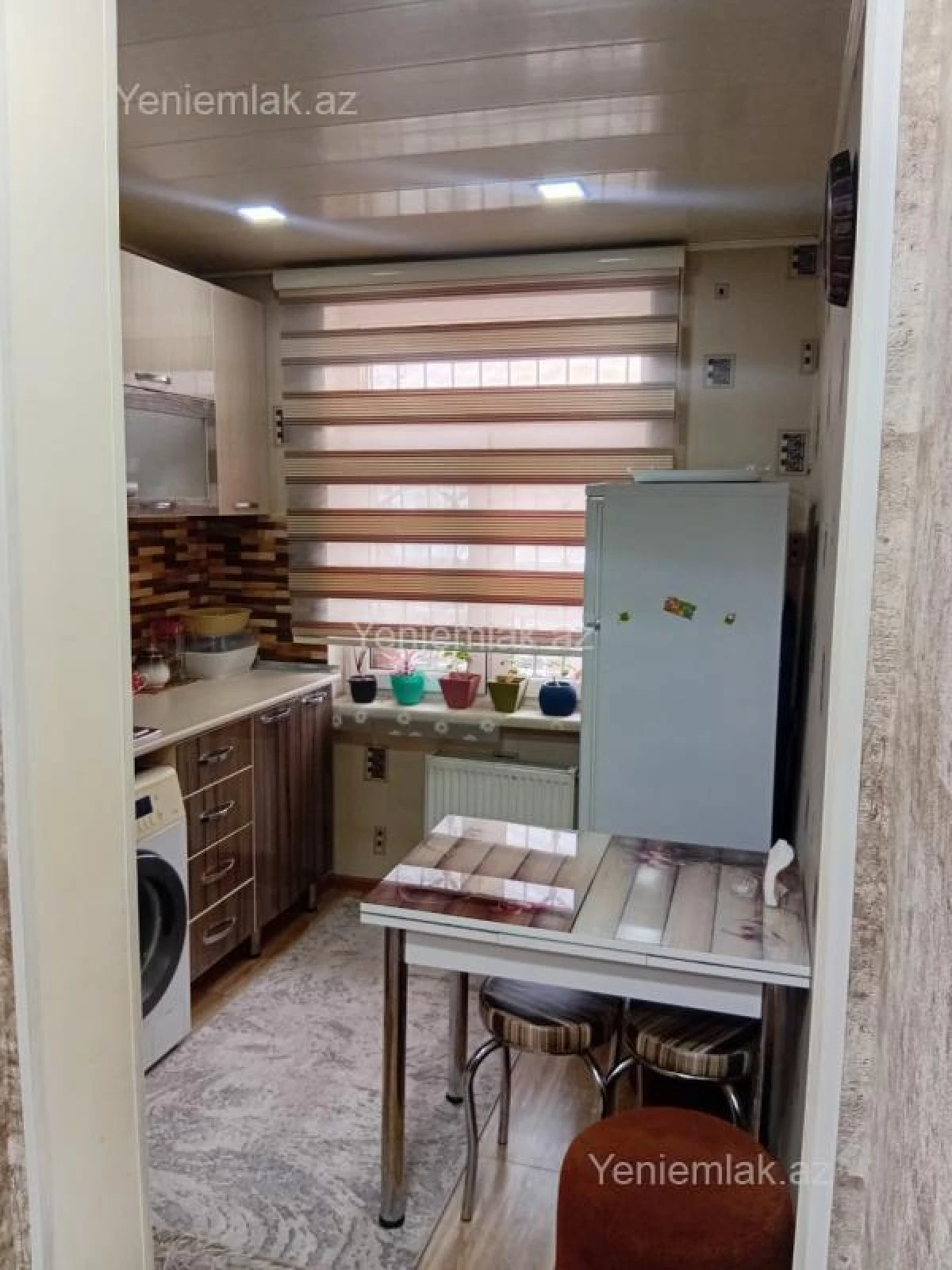 Satılır 2 otaqlı köhnə tikili 48 m²