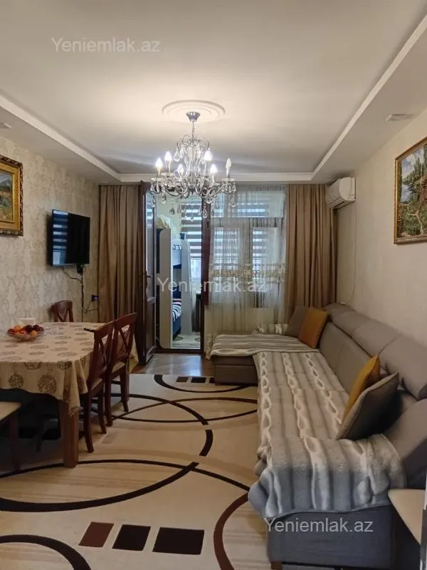 Satılır 2 otaqlı köhnə tikili 48 m²