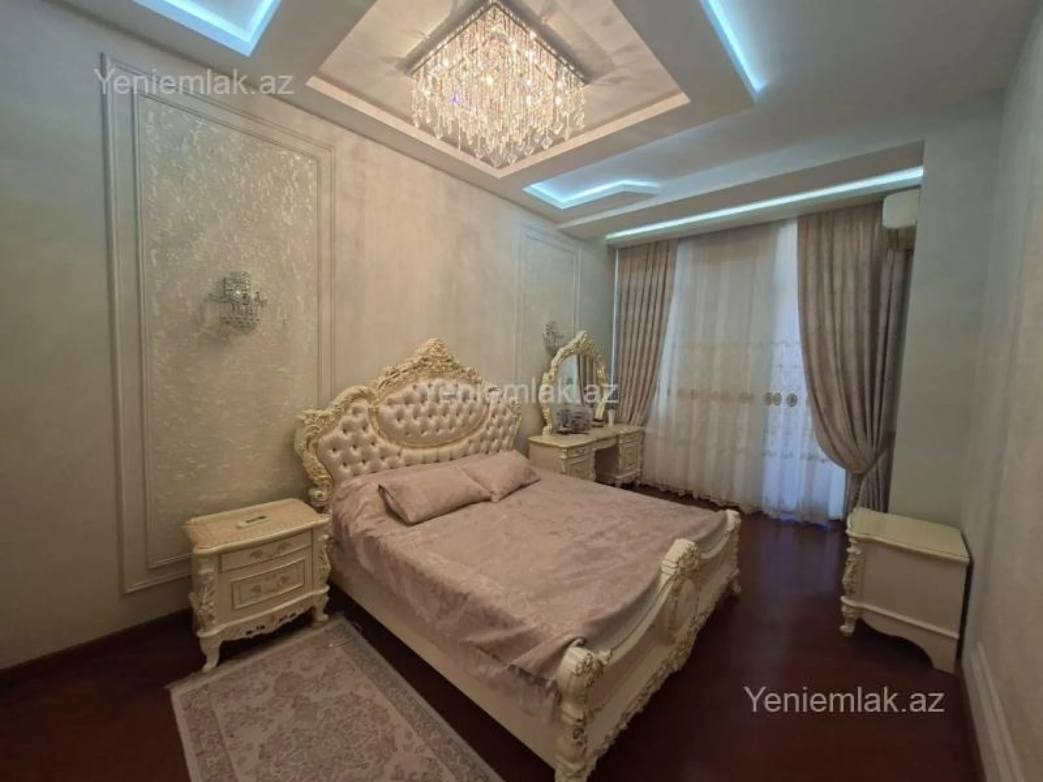 Satılır 4 otaqlı yeni tikili 220 m²