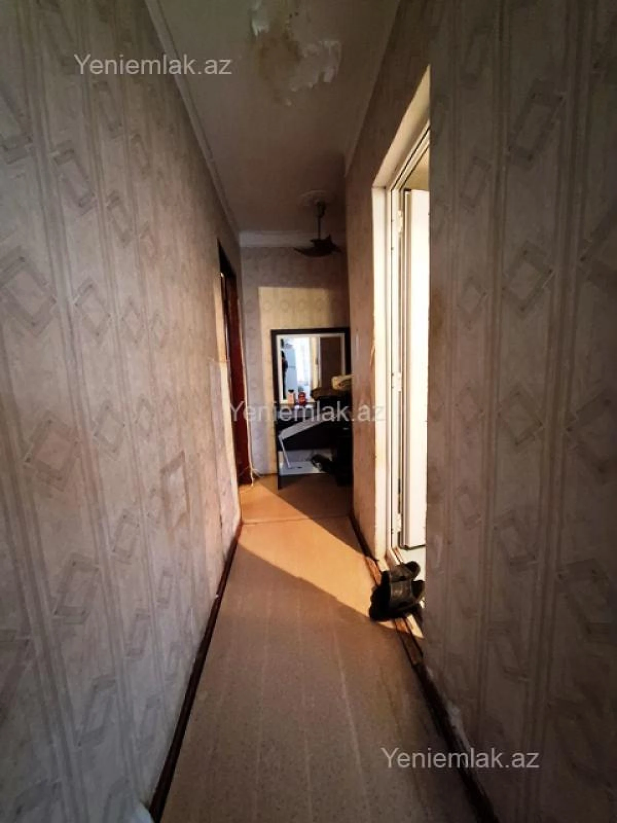 Satılır 1 otaqlı köhnə tikili 30 m²