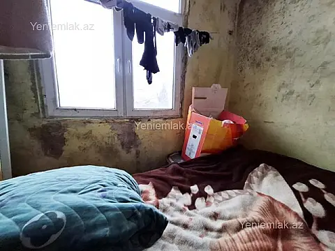 Satılır 1 otaqlı köhnə tikili 30 m²