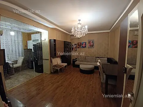 Satılır 3 otaqlı köhnə tikili 102 m²